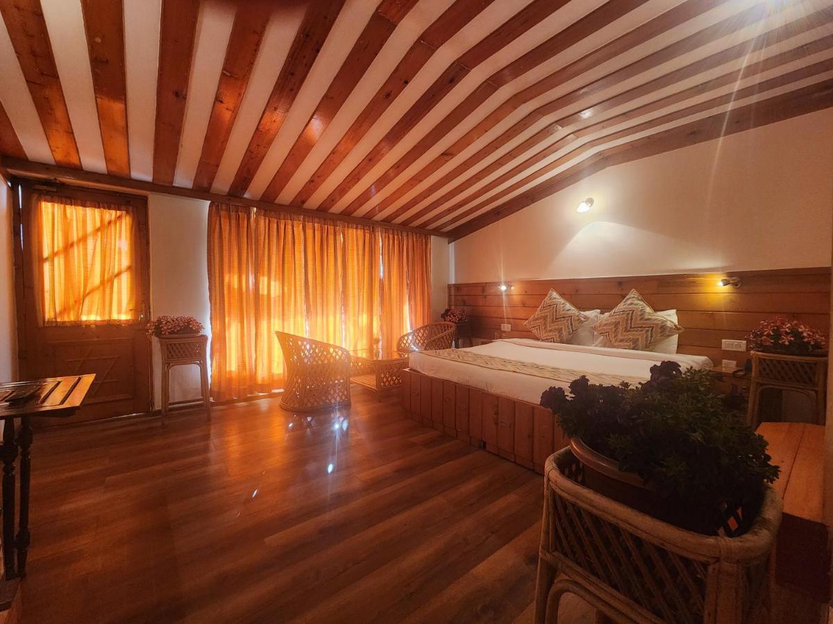 The Chalets Naldehra シムラー エクステリア 写真