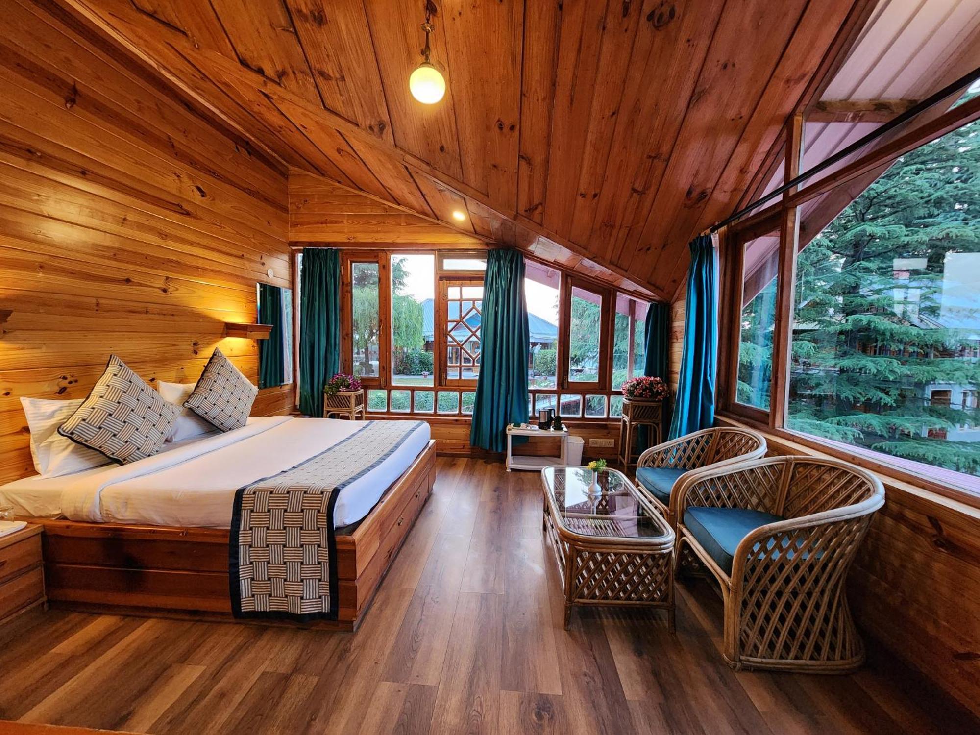 The Chalets Naldehra シムラー エクステリア 写真